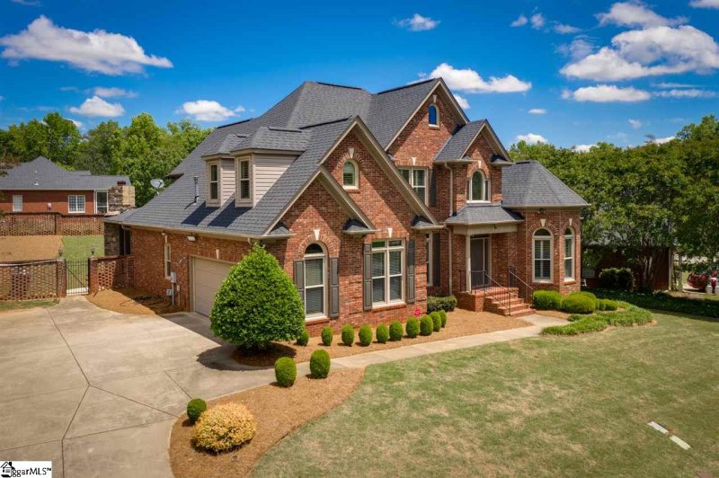 Property image 3 at 807 Ladykirk Lane, Greer, SC 29650