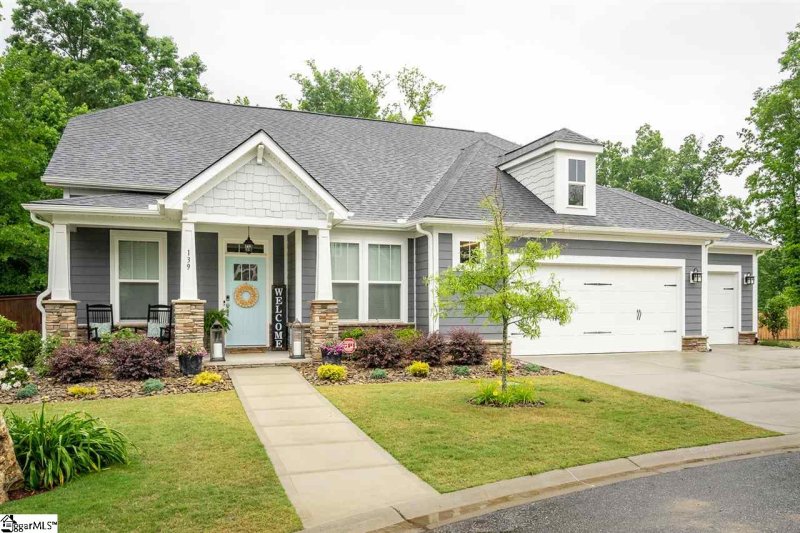 Property image 2 at 139 Summer Oak Lane, Simpsonville, SC 29680