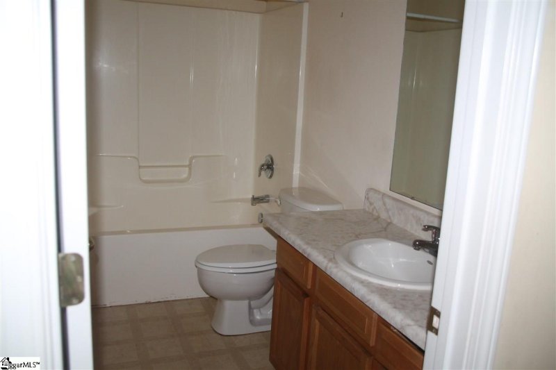 Property image 4 at 513 Shilo Drive, Spartanburg, SC 29306