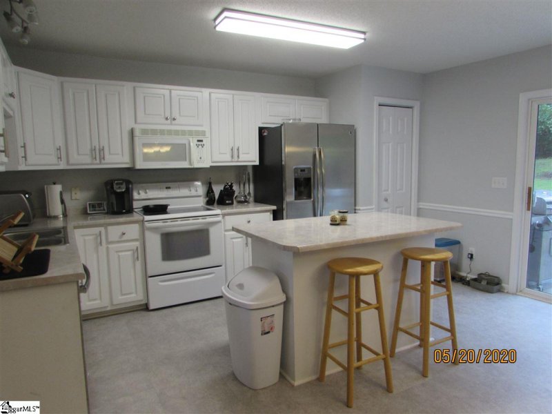 Property image 5 at 243 Hallmark Circle, Easley, SC 29640-9697