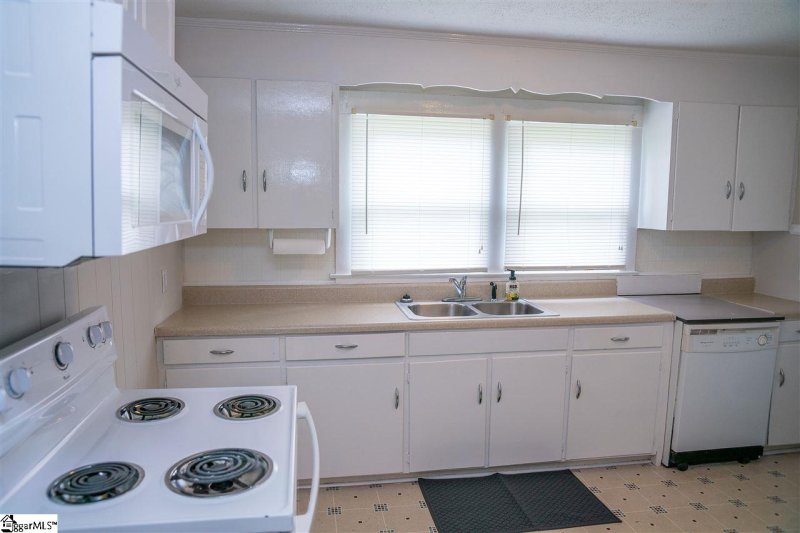 Property image 4 at 406 Old Liberty Road, Easley, SC 29640