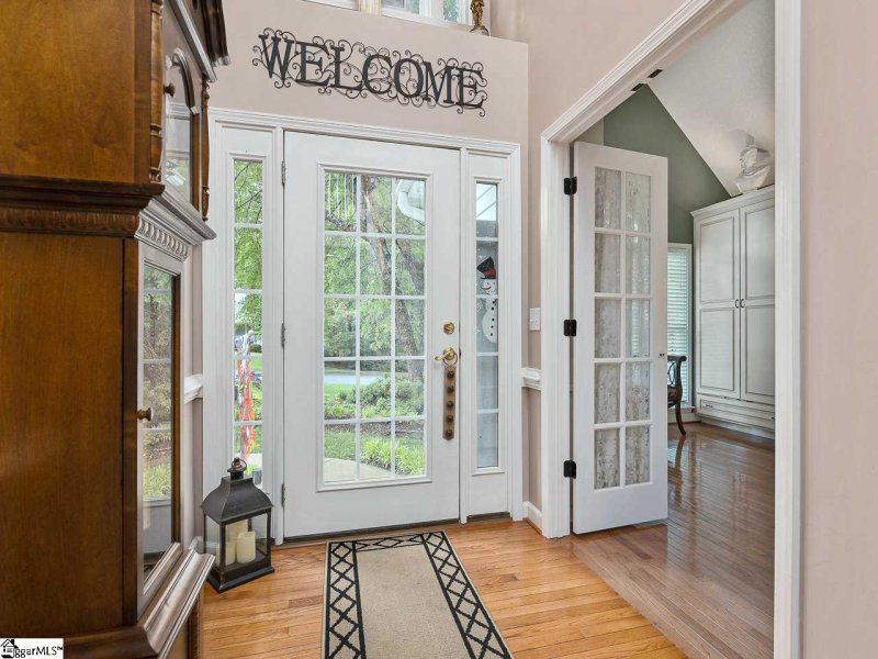 Property image 2 at 102 Grove Park Drive, Boiling Springs, SC 29316