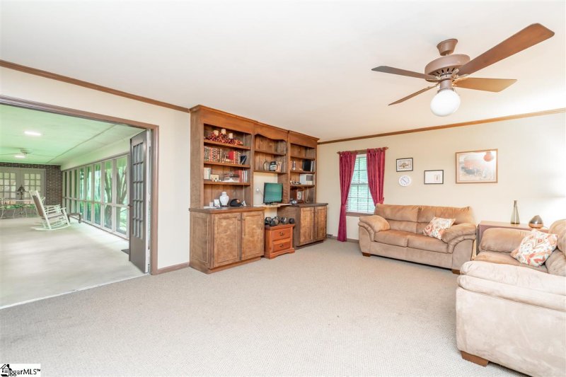 Property image 4 at 213 Terramont Drive, Greenville, SC 29615