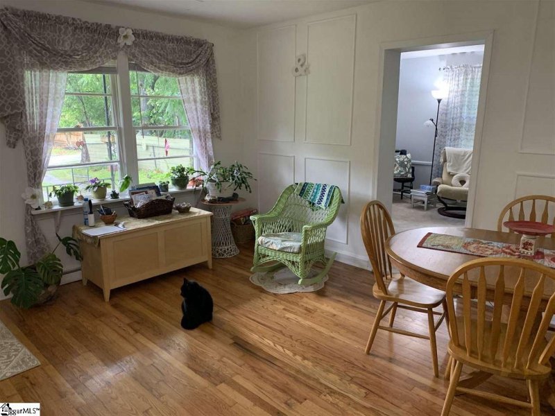 Property image 3 at 3 Cardinal Drive, Taylors, SC 29687