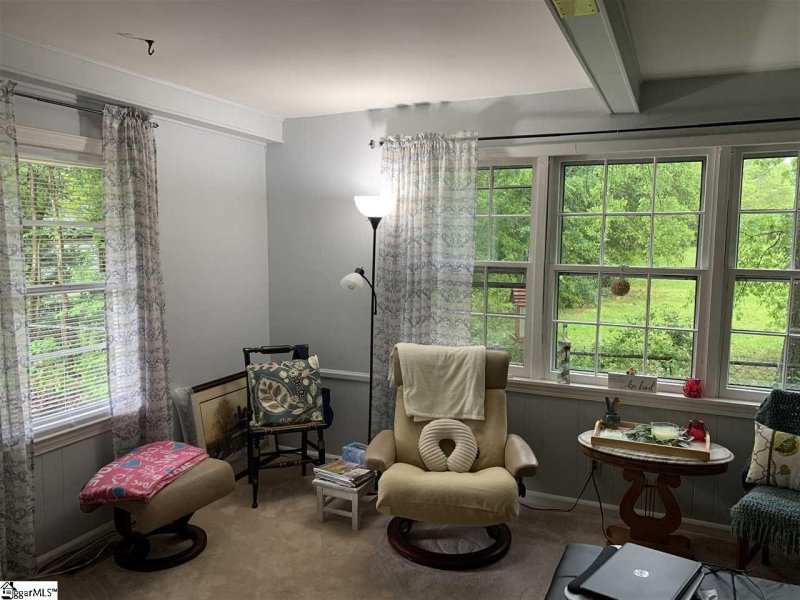 Property image 4 at 3 Cardinal Drive, Taylors, SC 29687