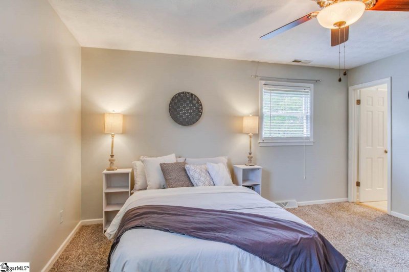 Property image 4 at 306 Timbrooke Way, Easley, SC 29642