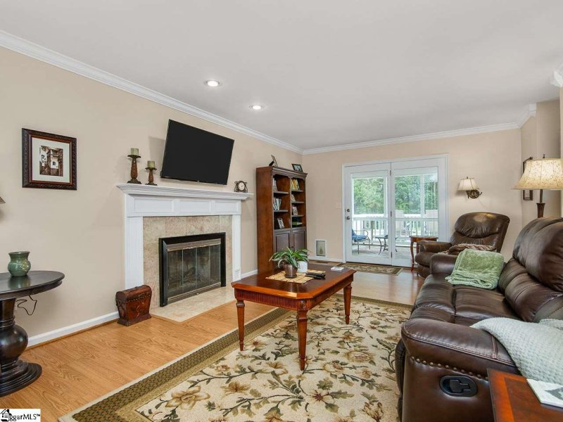 Property image 2 at 116 Charmar Way, Taylors, SC 29687