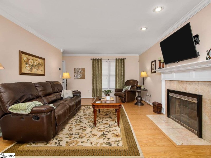 Property image 4 at 116 Charmar Way, Taylors, SC 29687