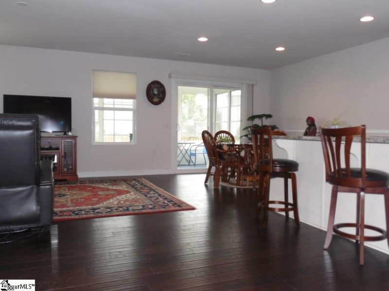 Property image 2 at 505 Harwood Court, Greenville, SC 29617