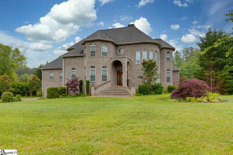 Property image 2 at 8 Mandarin Circle, Taylors, SC 29687