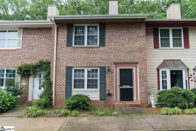 620 Forest Creek Circle