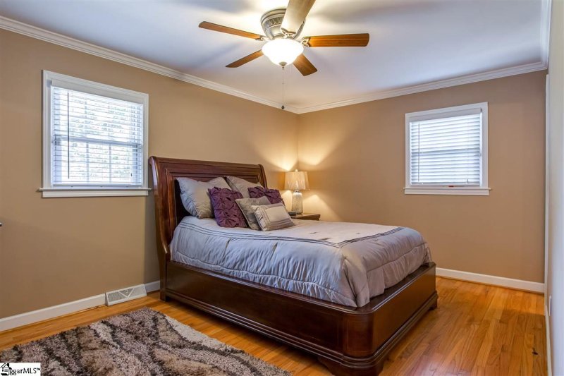 Property image 5 at 18 THAMES Drive, Taylors, SC 29687