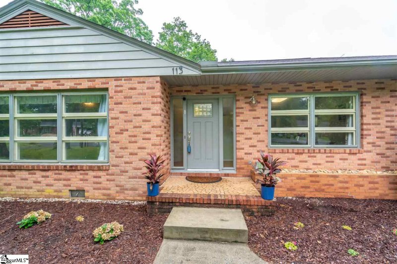 Property image 2 at 113 Northway Drive, Easley, SC 29642