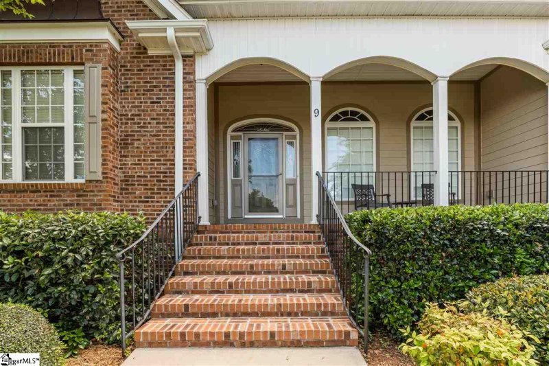 Property image 2 at 9 Twin Silo Court, Greer, SC 29651-5578