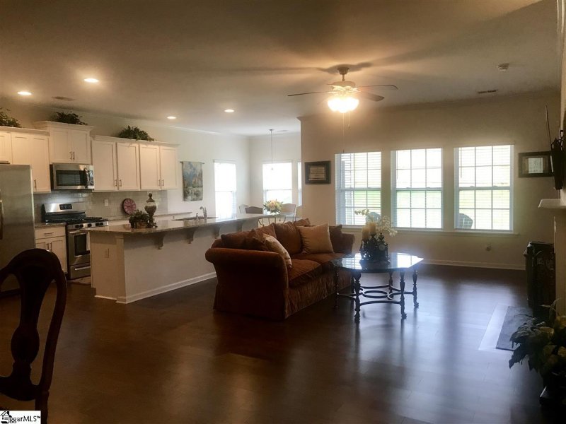 Property image 3 at 217 Hartwood Lake Lane, Greer, SC 29650