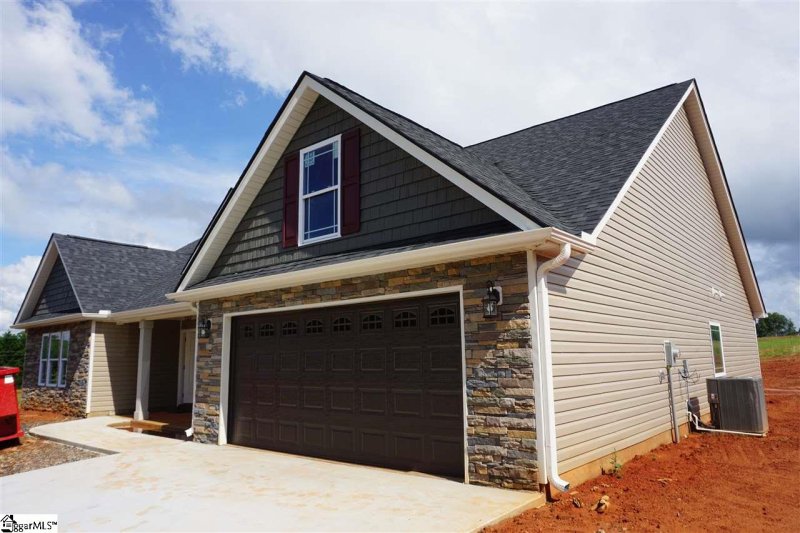 Property image 2 at 1410 Satterfield Road, Greer, SC 29651