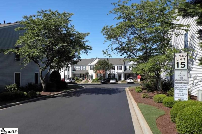 Property image 3 at 209 Braelock Drive, Greer, SC 29650