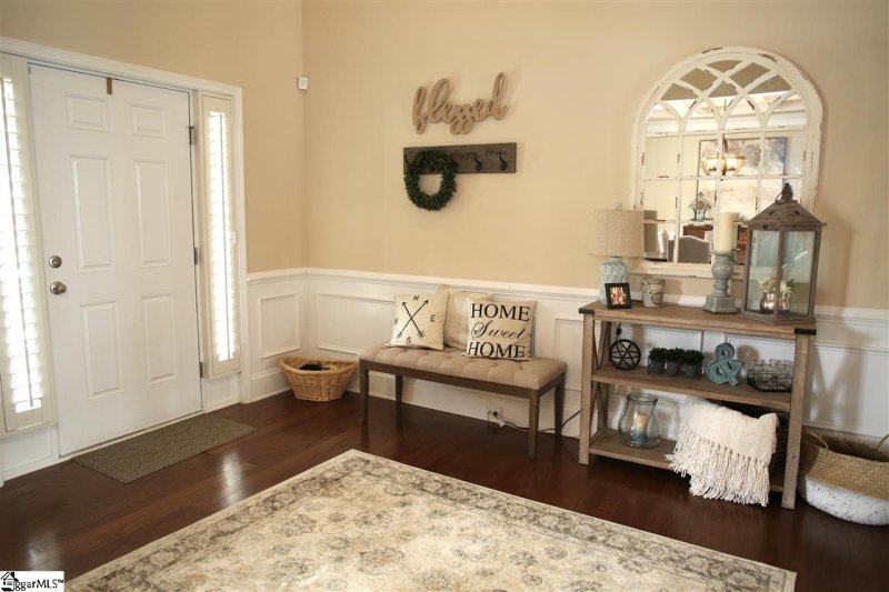 Property image 3 at 160 Carolina Oaks Drive, Fountain Inn, SC 29644