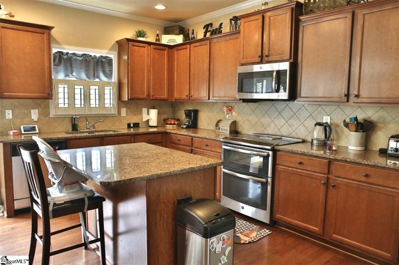 Property image 5 at 160 Carolina Oaks Drive, Fountain Inn, SC 29644