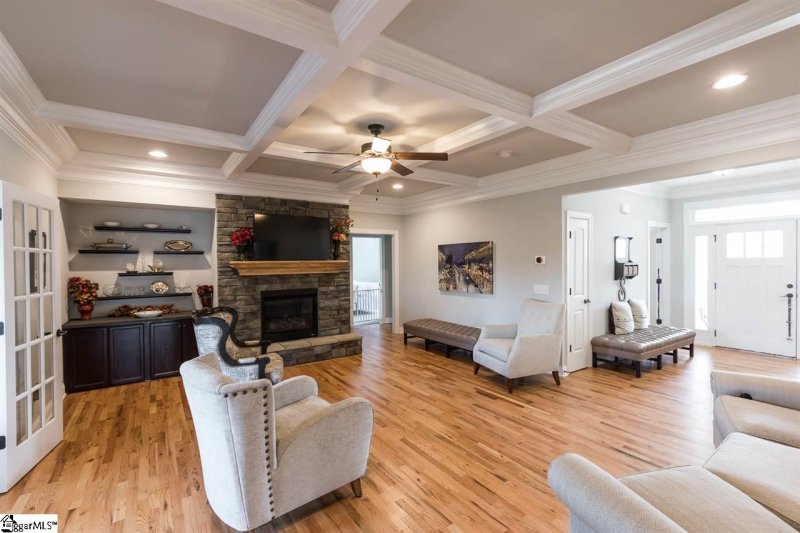Property image 4 at 220 Watkins Farm Drive, Greer, SC 29651