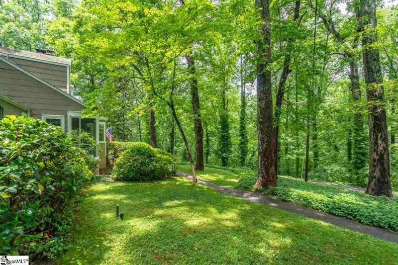 Property image 2 at 42 Fernwood Lane, Greenville, SC 29607