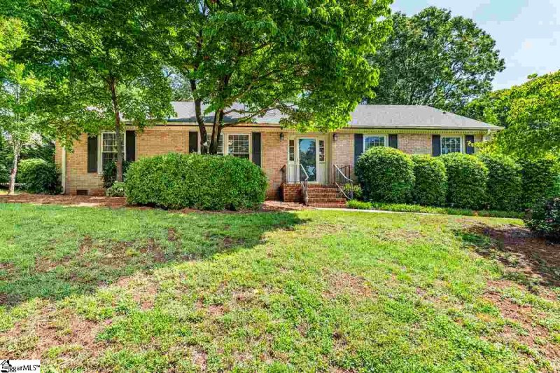 Property image 2 at 4909 candlewyck Lane, Greenville, SC 29615