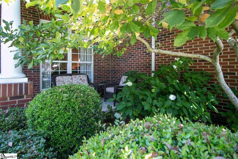 Property image 3 at 401 Clydesdale Drive, Simpsonville, SC 29681