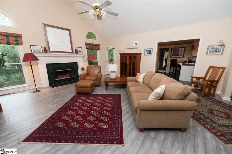 Property image 4 at 336 Wilkshire Loop, Moore, SC 29369