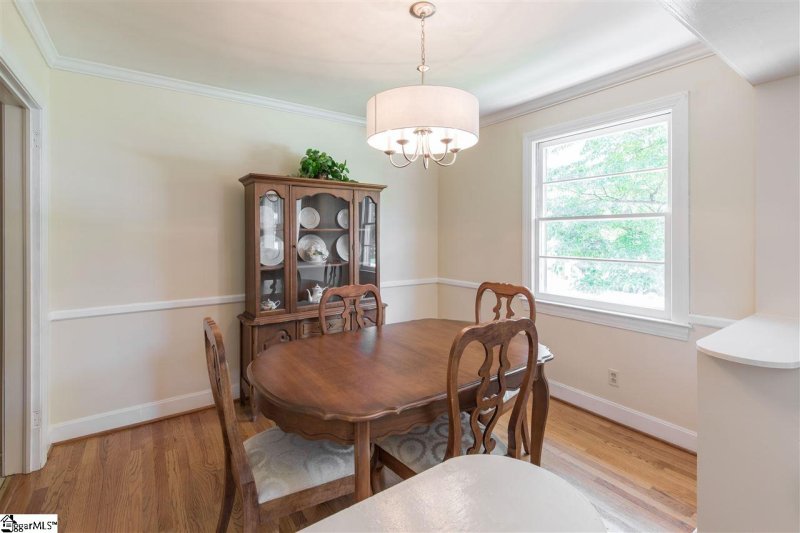 Property image 5 at 211 Lowndes Avenue, Greenville, SC 29607