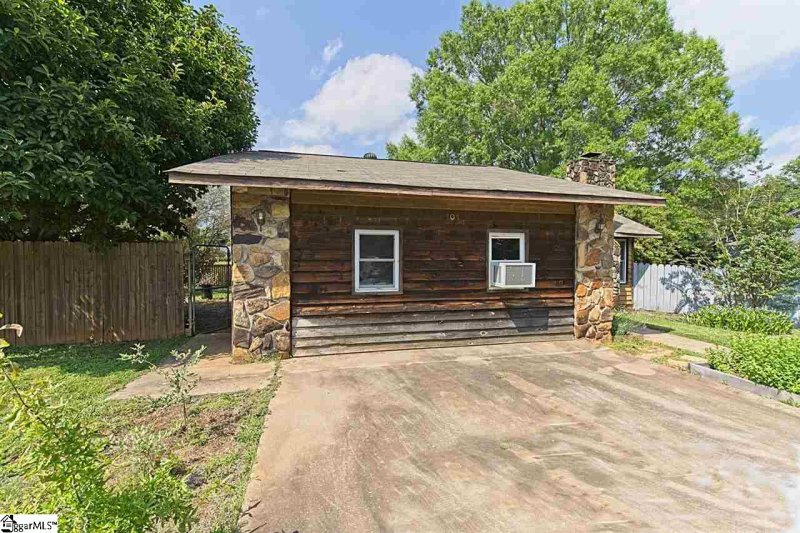 Property image 3 at 101 Garden Court, Easley, SC 29642-2806