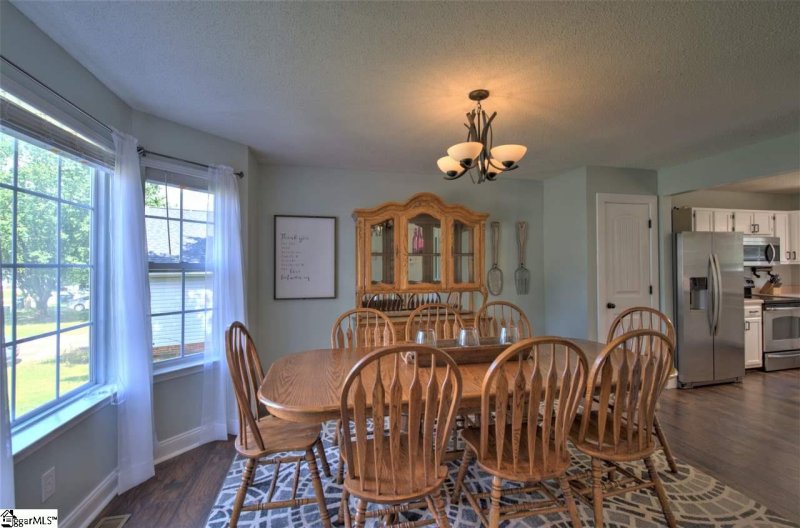 Property image 4 at 107 Meadow Hill Way, Taylors, SC 29687