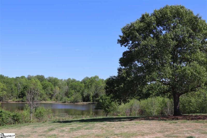 Property image 5 at 144 HARBROOKE Circle, Greer, SC 29651