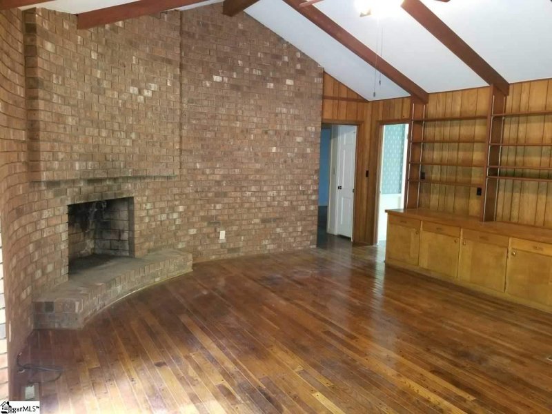 Property image 2 at 505 Asbury Circle, Easley, SC 29640