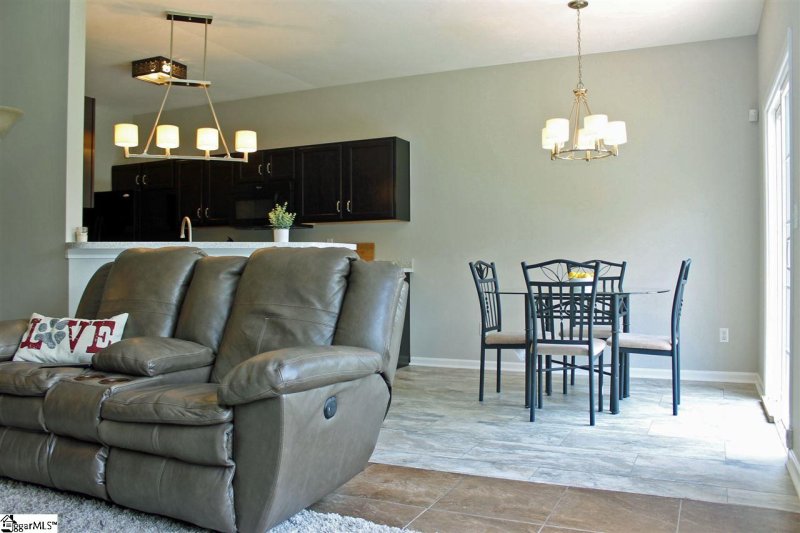 Property image 4 at 113 War Admiral Way, Greenville, SC 29617