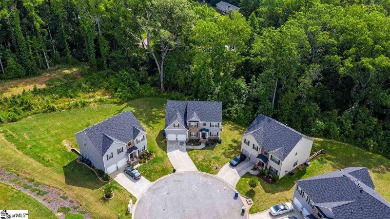 Property image 2 at 14 Wildbriar Court, Simpsonville, SC 29681