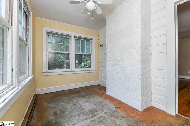 Property image 4 at 9 Wiuka Avenue, Greenville, SC 29607