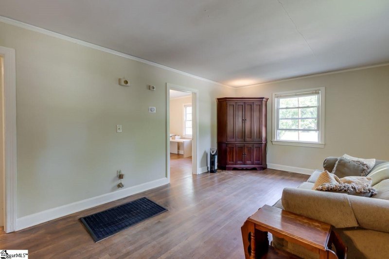 Property image 3 at 23 Essex Court, Greenville, SC 29609