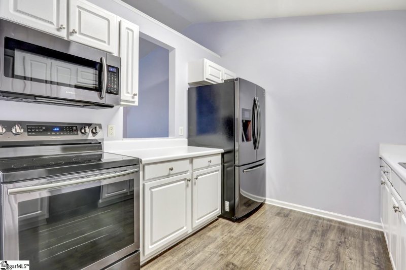 Property image 3 at 908 Pelham Square Way, Greer, SC 29650