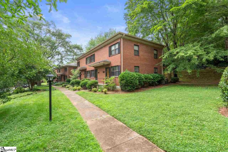 Property image 3 at 52 Faris Circle, Greenville, SC 29605