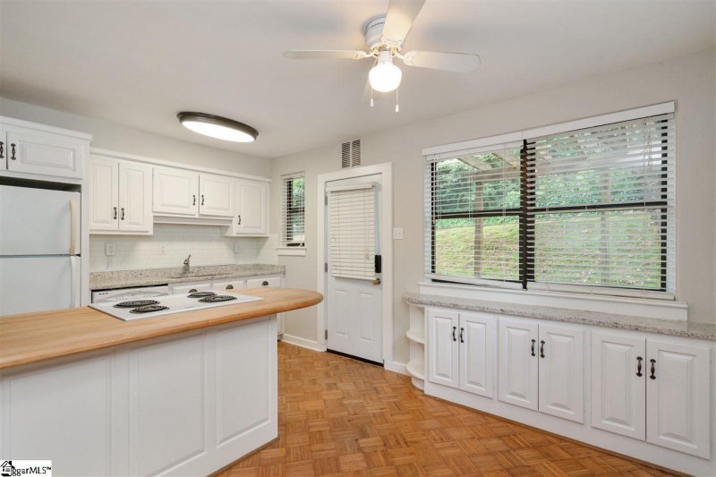 Property image 5 at 52 Faris Circle, Greenville, SC 29605