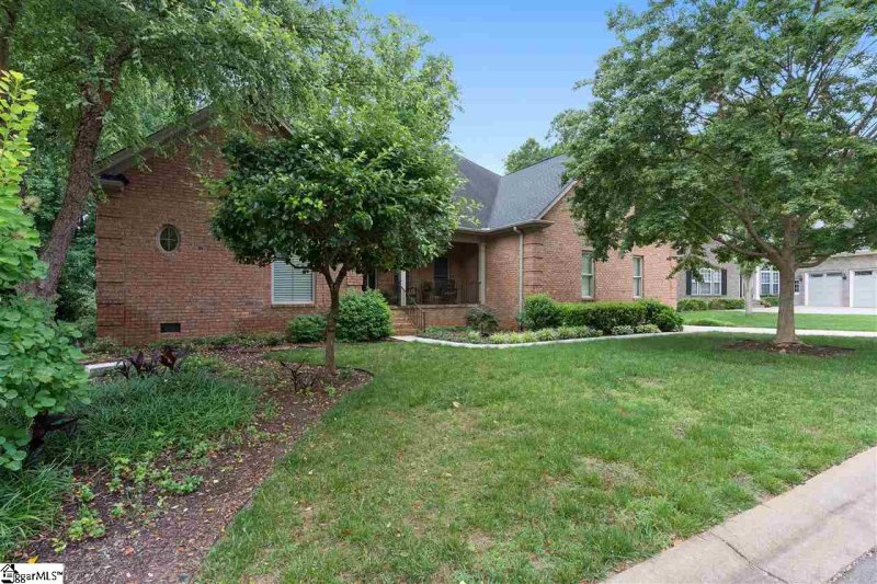 Property image 3 at 517 Foxcroft Road, Greenville, SC 29615