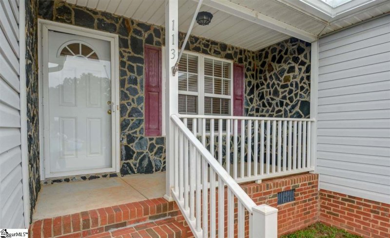 Property image 3 at 113 Cosmos Lane, Greer, SC 29651