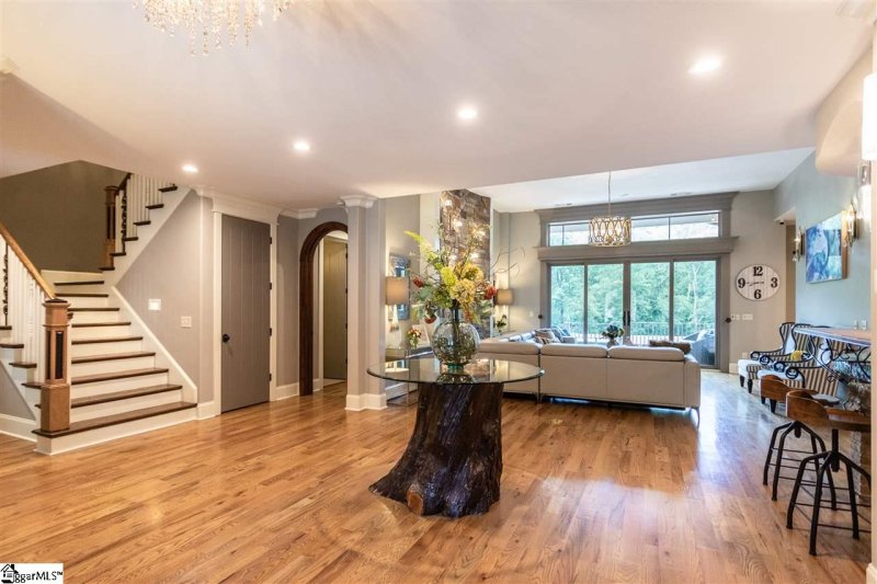 Property image 4 at 245 Yorkswell Lane, Greenville, SC 29607