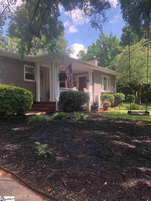 Property image 4 at 102 Ashford Avenue, Greenville, SC 29609