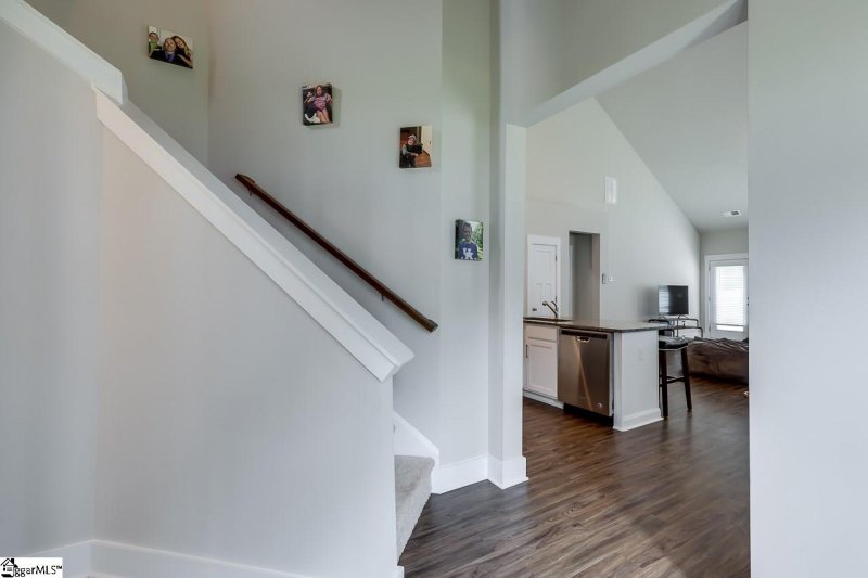 Property image 5 at 14 Creekhaven Lane, Taylors, SC 29687