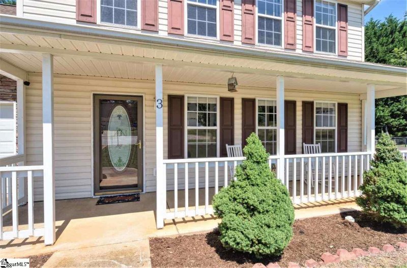 Property image 2 at 3 Peach Packers Court, Greer, SC 29650-1041