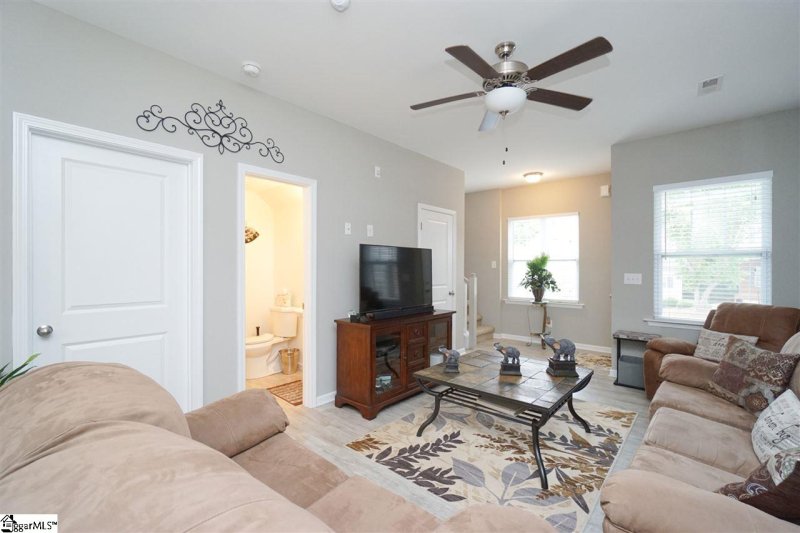 Property image 3 at 83 Huntress Drive, Greer, SC 29651