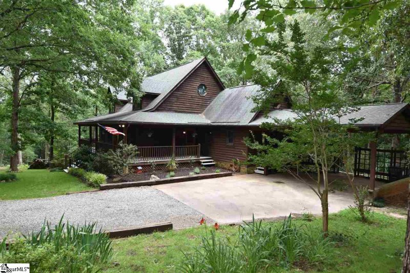 Property image 2 at 304 Dove Hill Circle, Easley, SC 29640