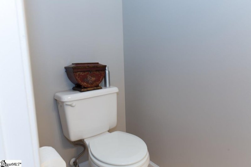 Property image 4 at 205 Braelock Drive, Greer, SC 29650