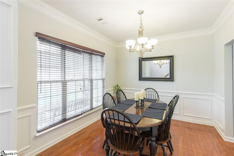 Property image 3 at 210 Knoll Ridge Drive, Greer, SC 29650